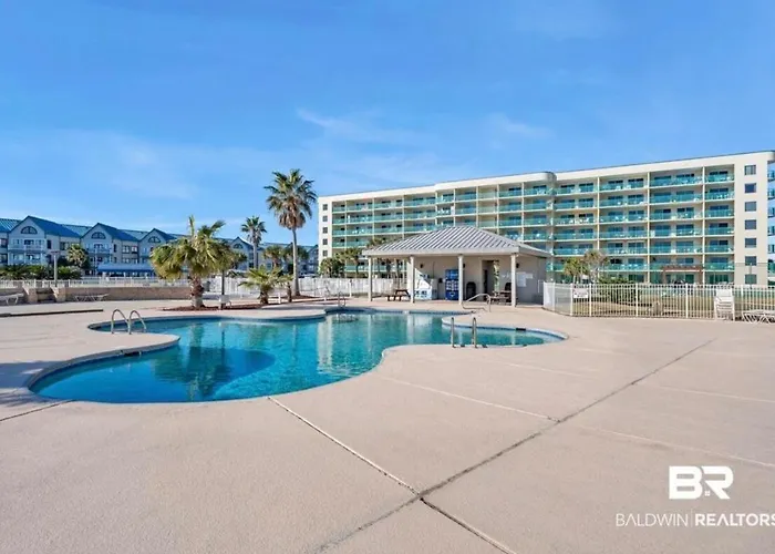 Beachfront Getaway W Pools, Sauna & Ocean Views Gulf Shores