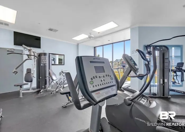 Beachfront Getaway W Pools, Sauna & Ocean Views Apartment Gulf Shores
